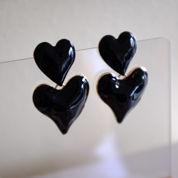 DOUBLE HEARTS STATEMENT DROP EARRING - Picture 4 of 8